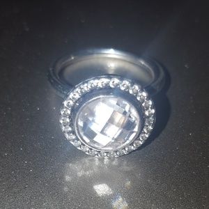 FINAL PRICE: Pandora Brilliant Legacy Ring Size 5